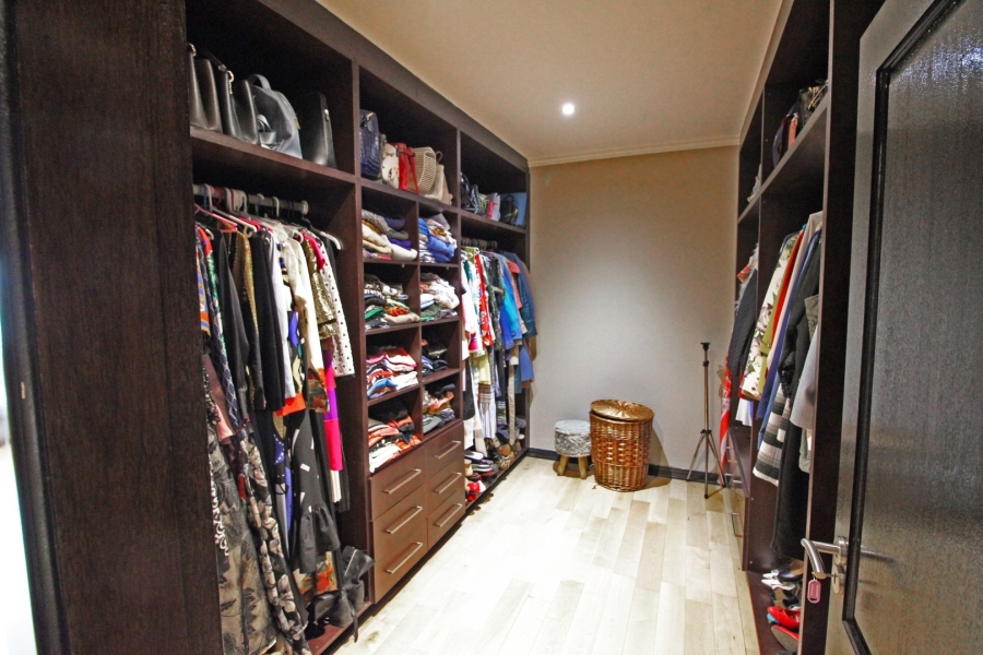 4 Bedroom Property for Sale in Bryanston Gauteng