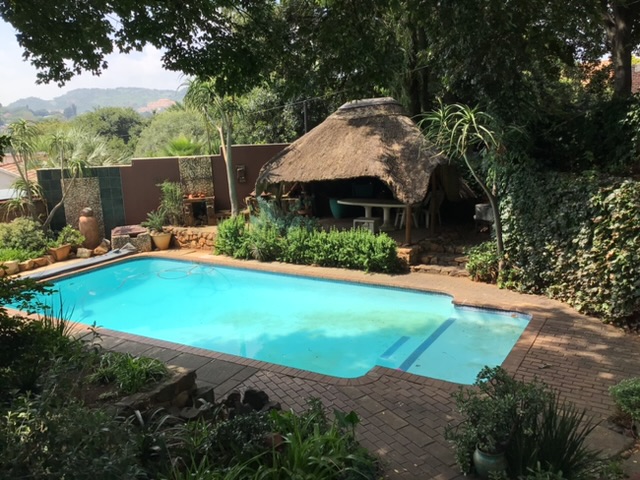 3 Bedroom Property for Sale in Mondeor Gauteng