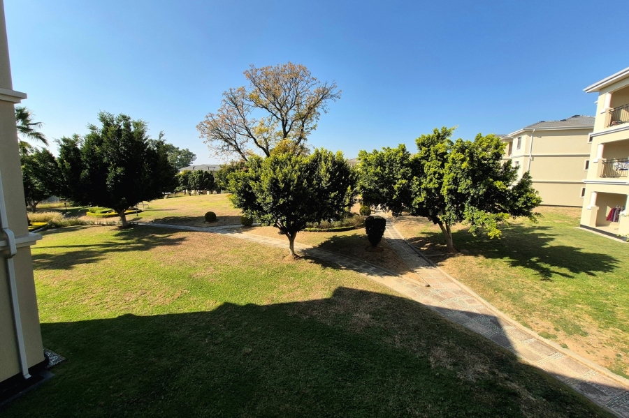 To Let 2 Bedroom Property for Rent in Kengies Gauteng