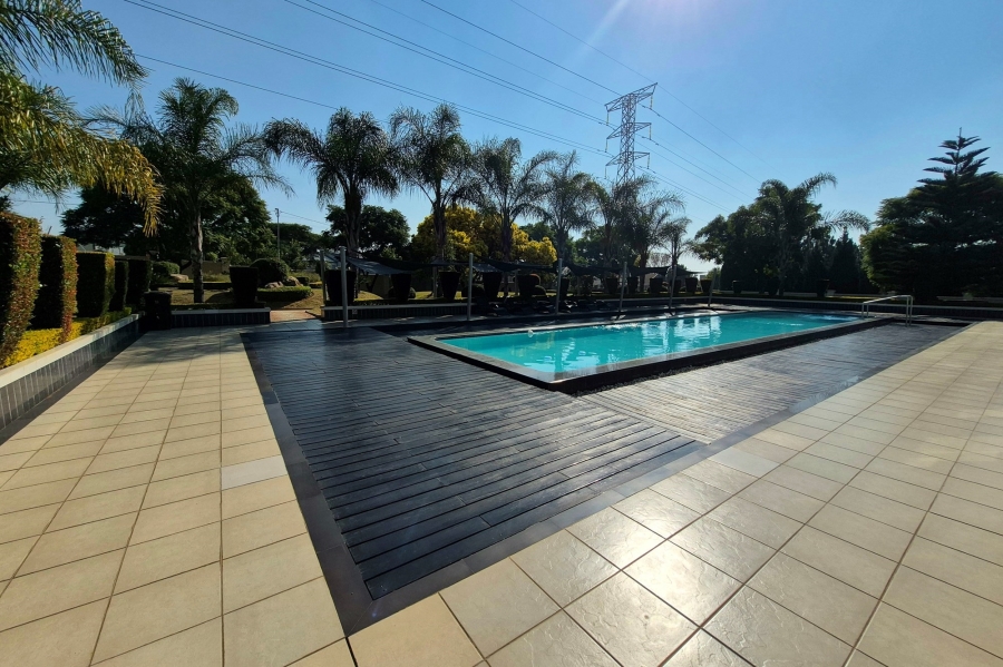 To Let 2 Bedroom Property for Rent in Kengies Gauteng