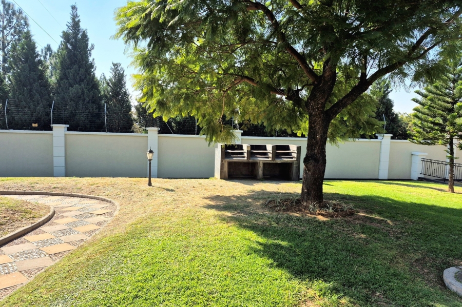 To Let 2 Bedroom Property for Rent in Kengies Gauteng