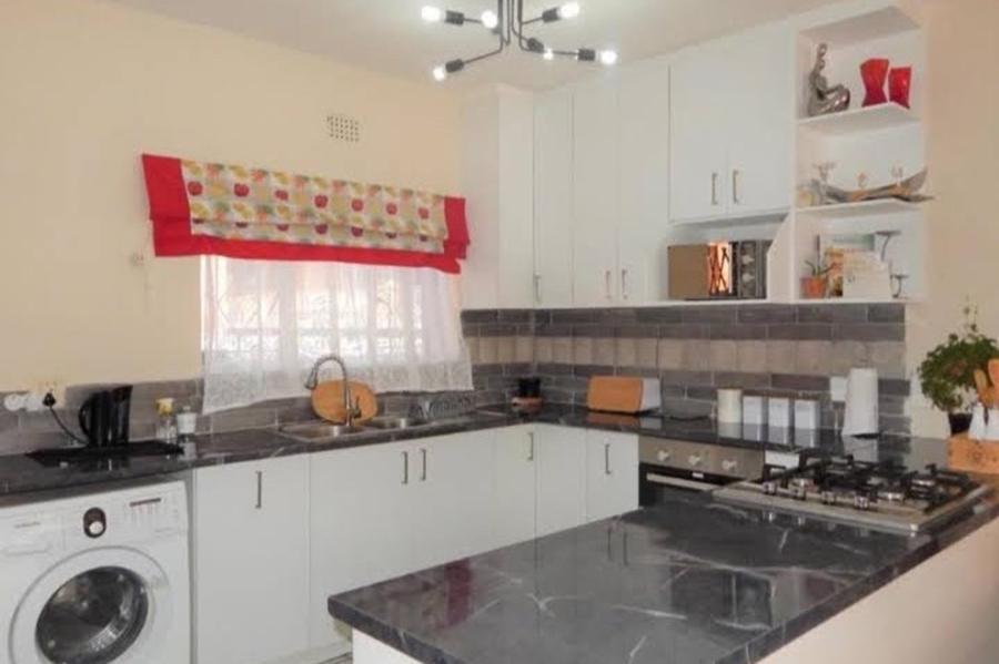 2 Bedroom Property for Sale in Florida Gauteng