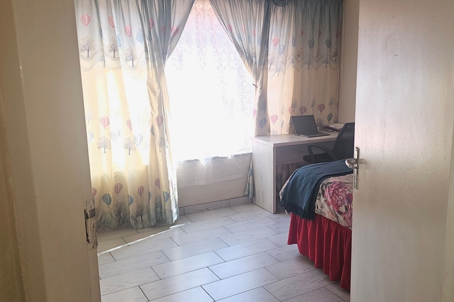 2 Bedroom Property for Sale in Florida Gauteng