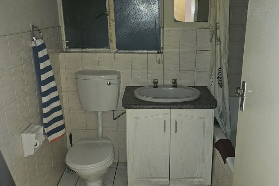 2 Bedroom Property for Sale in Florida Gauteng