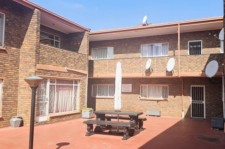 2 Bedroom Property for Sale in Florida Gauteng