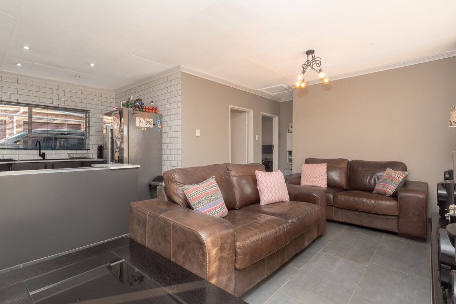 2 Bedroom Property for Sale in Randhart Gauteng