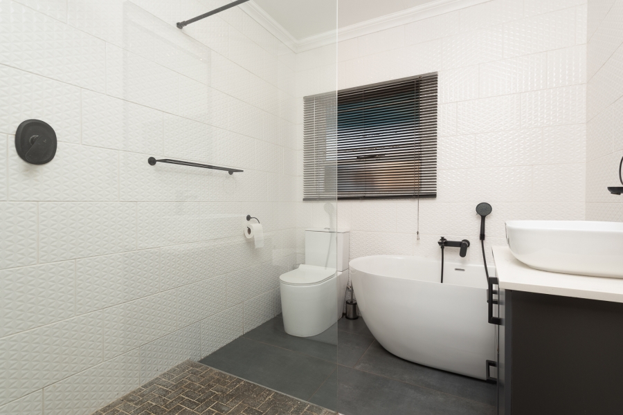 2 Bedroom Property for Sale in Randhart Gauteng