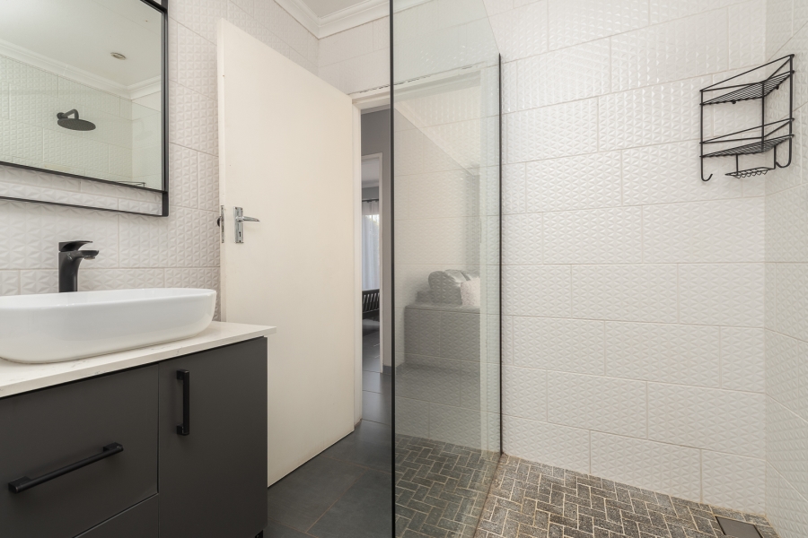 2 Bedroom Property for Sale in Randhart Gauteng
