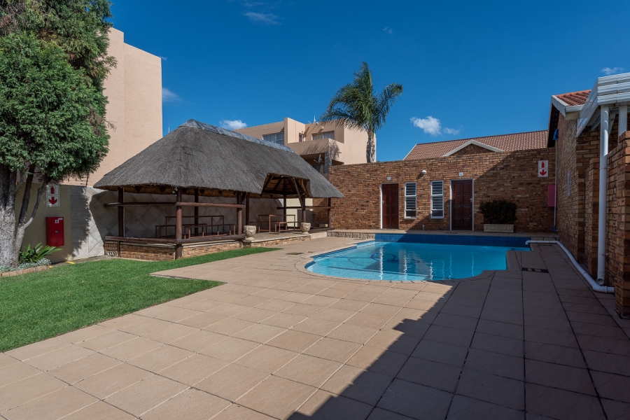 2 Bedroom Property for Sale in Randhart Gauteng