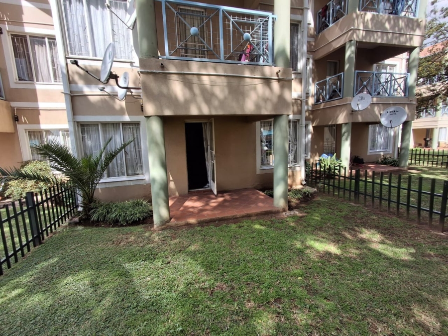 To Let 1 Bedroom Property for Rent in Parkdene Gauteng