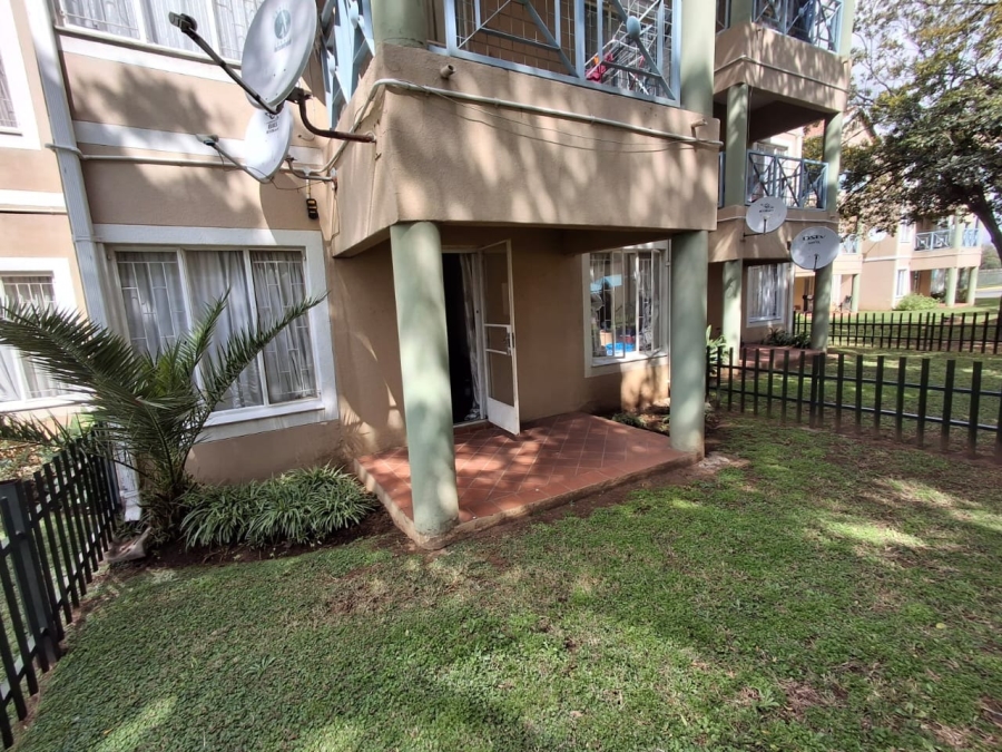 To Let 1 Bedroom Property for Rent in Parkdene Gauteng