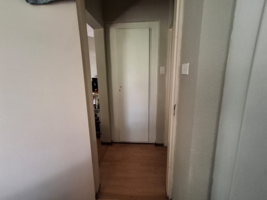 To Let 1 Bedroom Property for Rent in Parkdene Gauteng