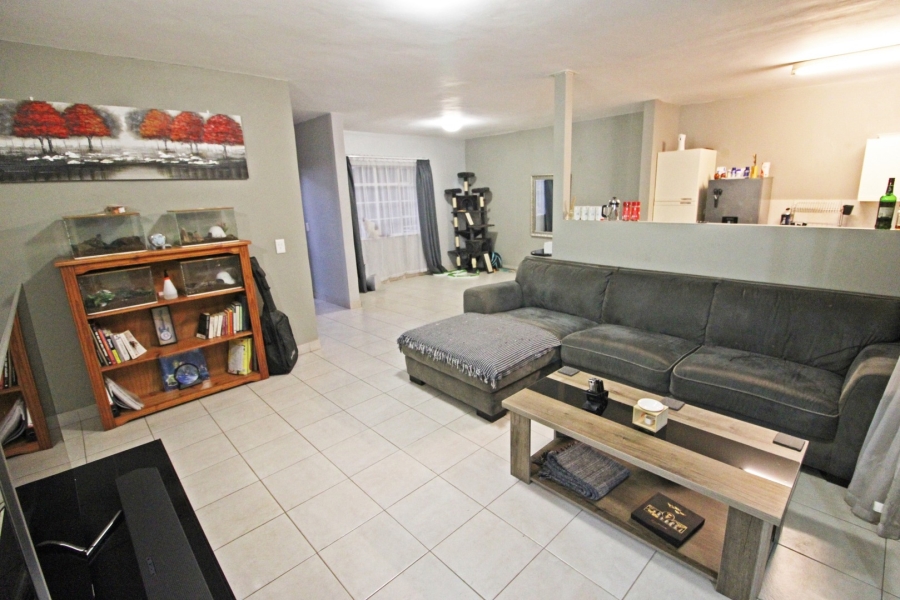 2 Bedroom Property for Sale in Bryanston Gauteng