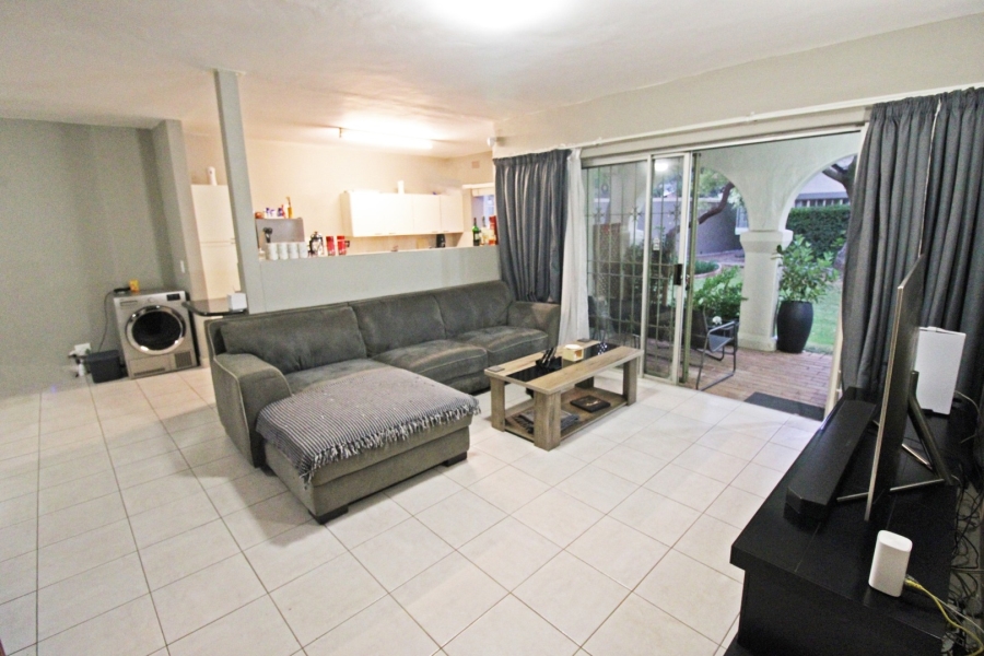 2 Bedroom Property for Sale in Bryanston Gauteng