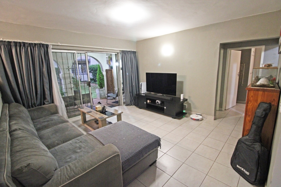 2 Bedroom Property for Sale in Bryanston Gauteng