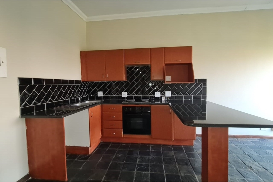 To Let 2 Bedroom Property for Rent in Erand Gardens Gauteng