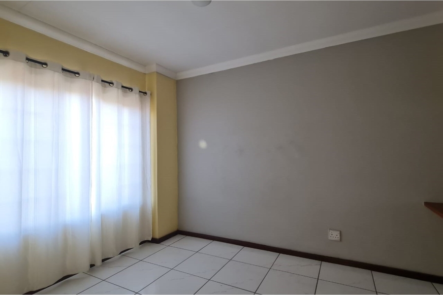 To Let 2 Bedroom Property for Rent in Erand Gardens Gauteng