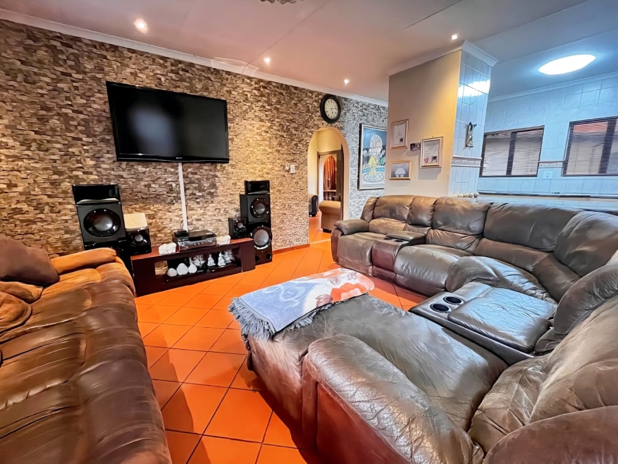 4 Bedroom Property for Sale in Dalpark Ext 1 Gauteng