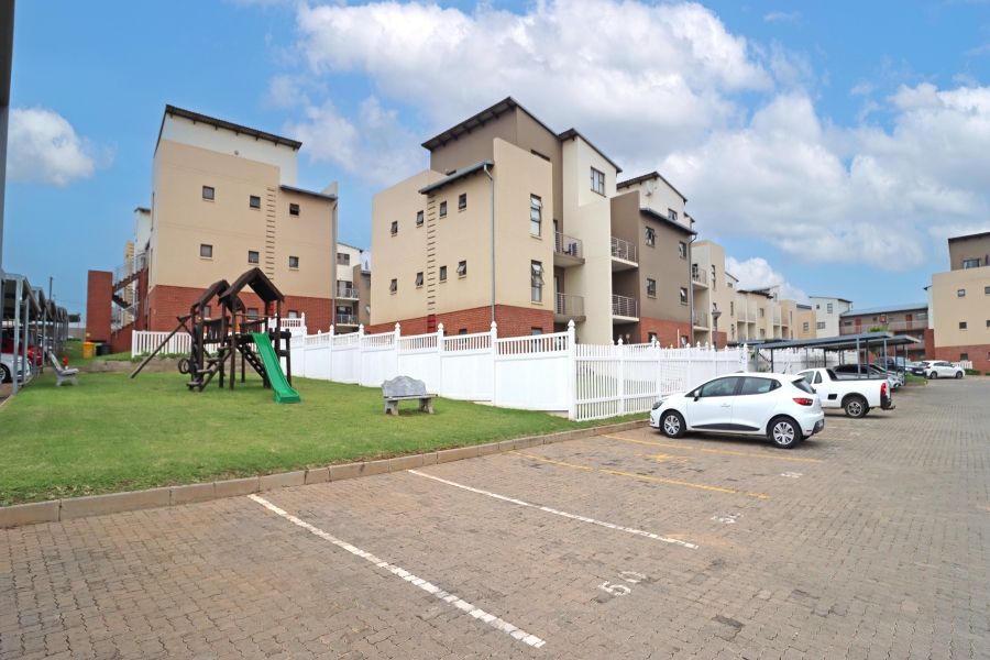 To Let 3 Bedroom Property for Rent in Barbeque Downs Gauteng