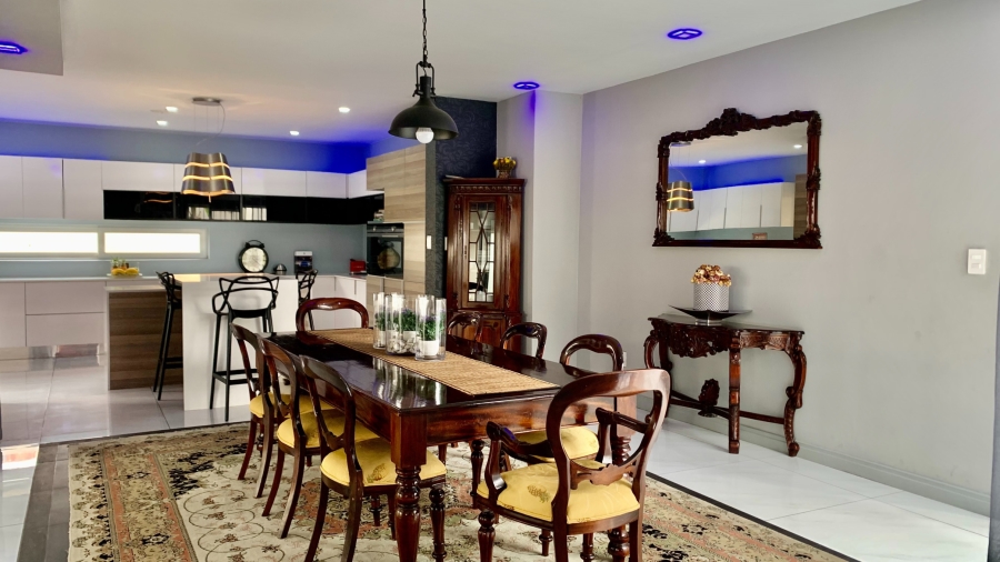 To Let 4 Bedroom Property for Rent in Hyde Park Gauteng