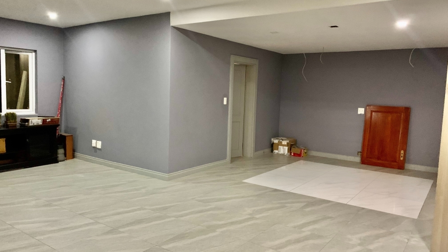 To Let 4 Bedroom Property for Rent in Hyde Park Gauteng