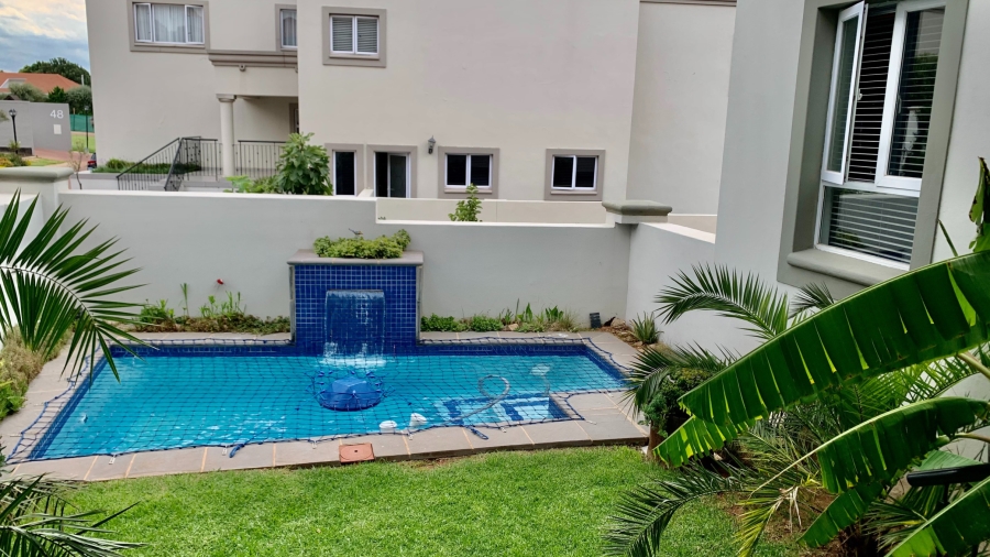 To Let 4 Bedroom Property for Rent in Hyde Park Gauteng
