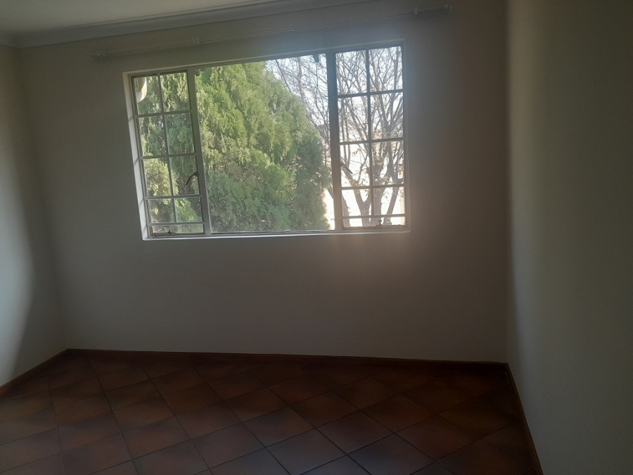 To Let 2 Bedroom Property for Rent in Verwoerdpark Gauteng