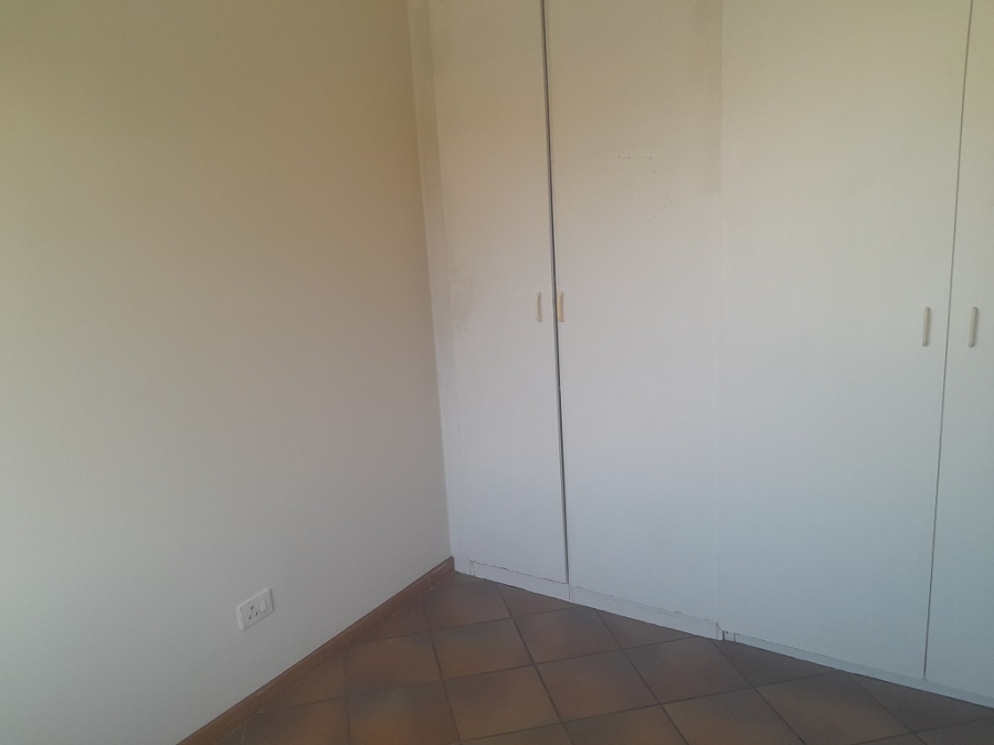 To Let 2 Bedroom Property for Rent in Verwoerdpark Gauteng