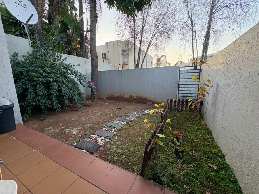 1 Bedroom Property for Sale in Sandown Gauteng