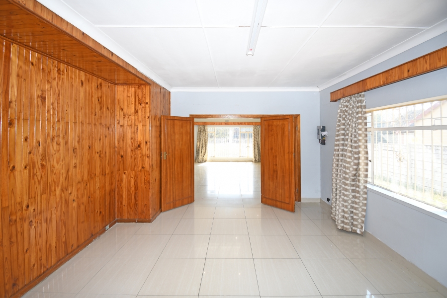 4 Bedroom Property for Sale in Kew Gauteng