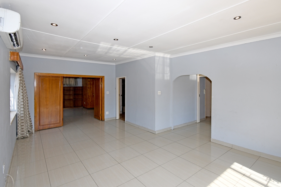 4 Bedroom Property for Sale in Kew Gauteng