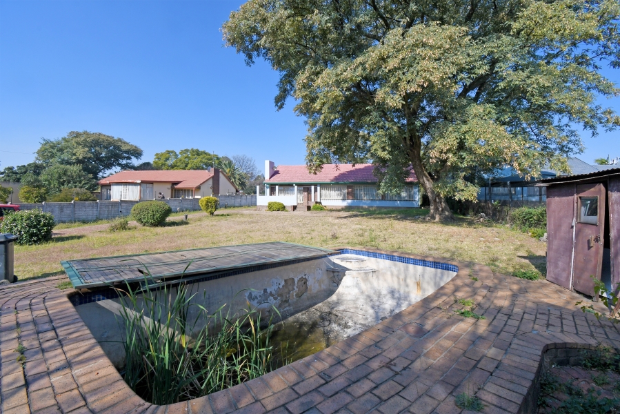 4 Bedroom Property for Sale in Kew Gauteng
