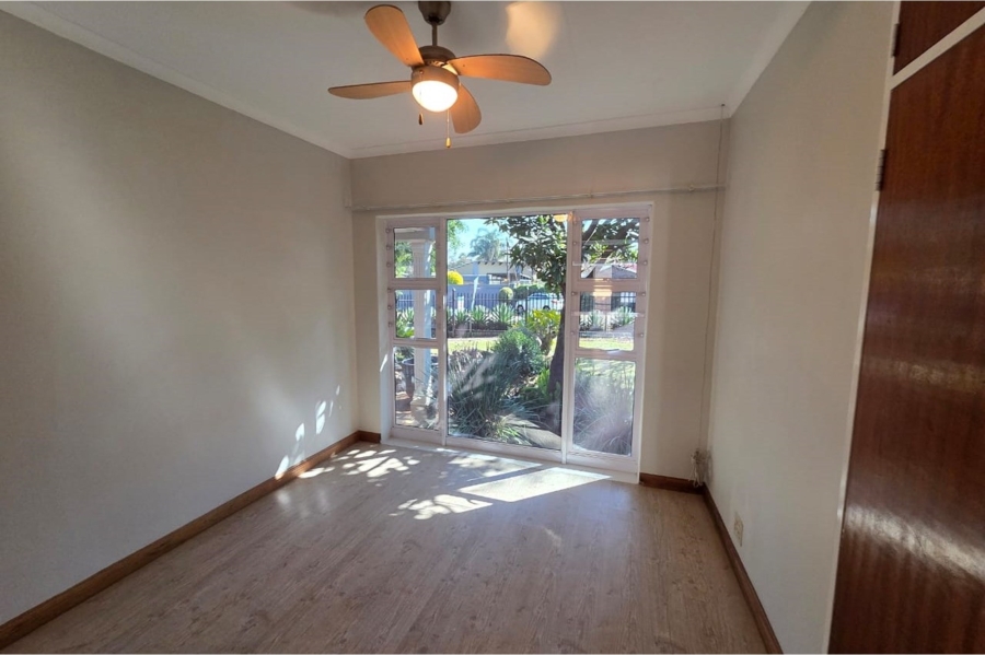 4 Bedroom Property for Sale in Wierda Park Gauteng