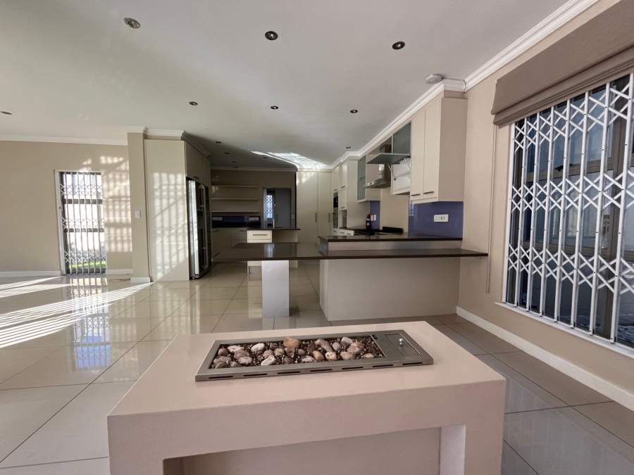 4 Bedroom Property for Sale in Illovo Gauteng