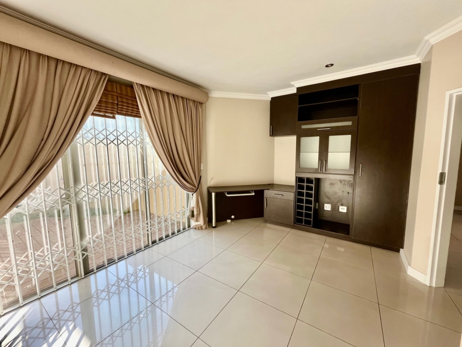 4 Bedroom Property for Sale in Illovo Gauteng