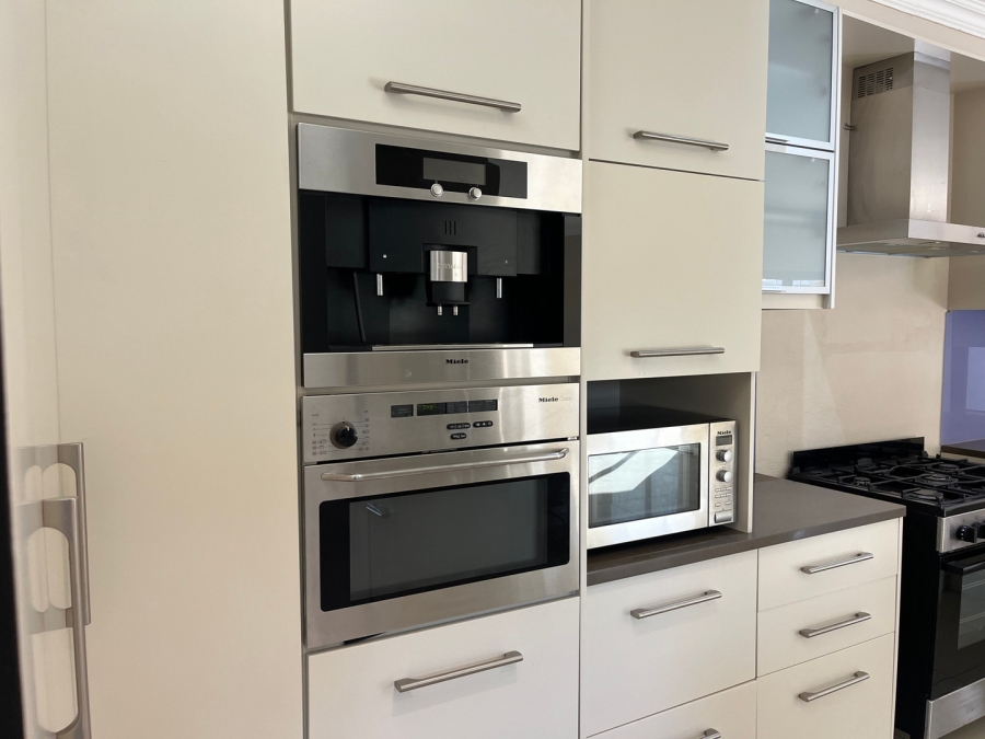4 Bedroom Property for Sale in Illovo Gauteng
