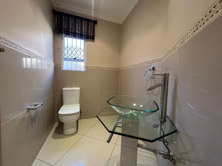 4 Bedroom Property for Sale in Illovo Gauteng