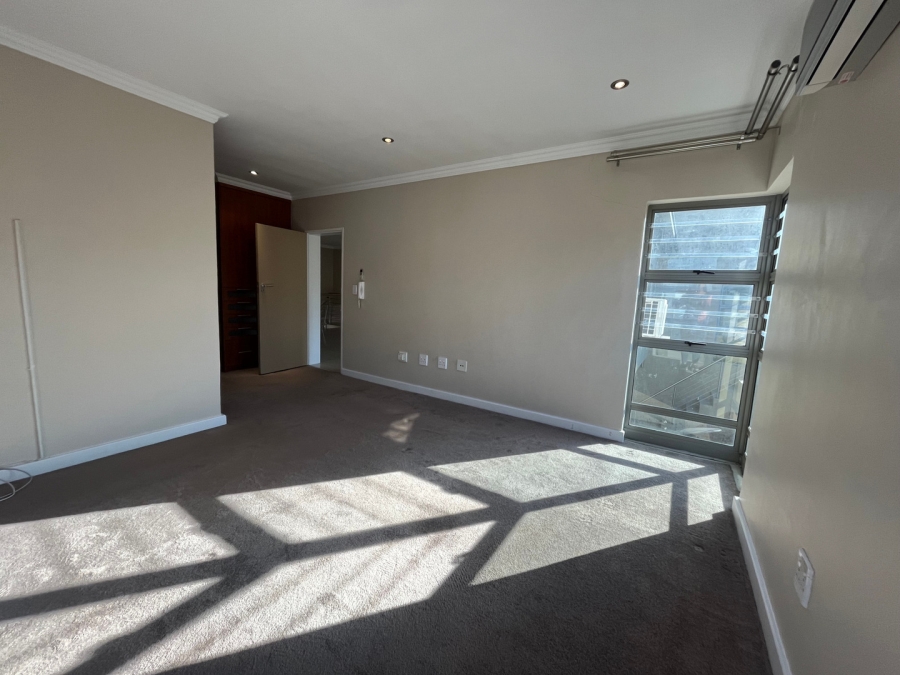 4 Bedroom Property for Sale in Illovo Gauteng