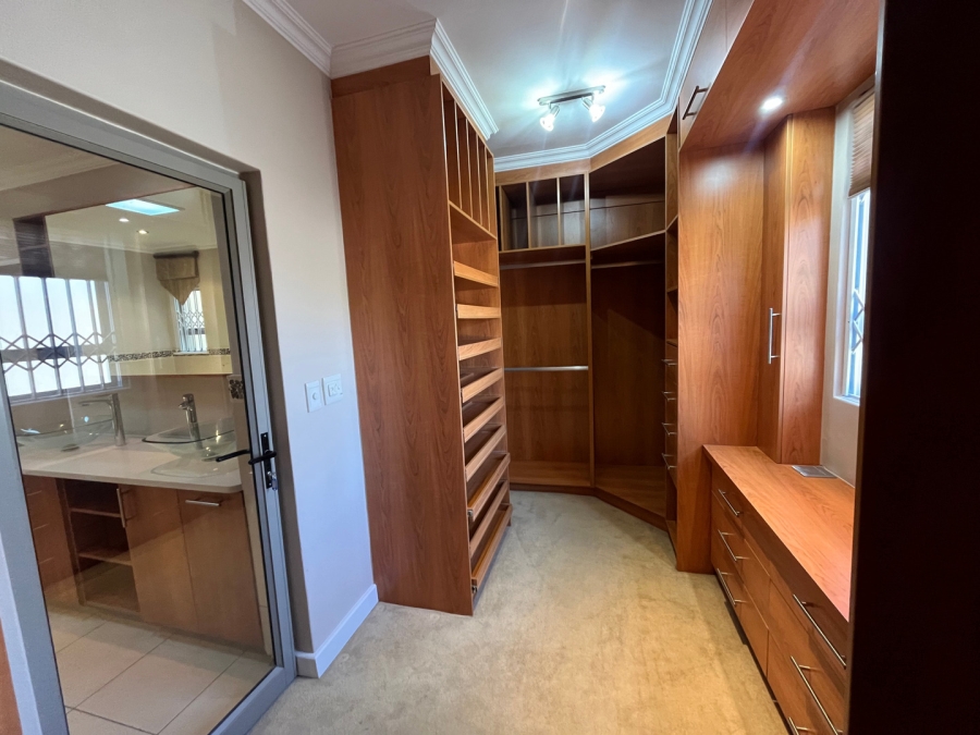 4 Bedroom Property for Sale in Illovo Gauteng