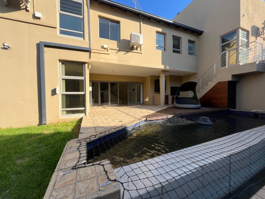 4 Bedroom Property for Sale in Illovo Gauteng
