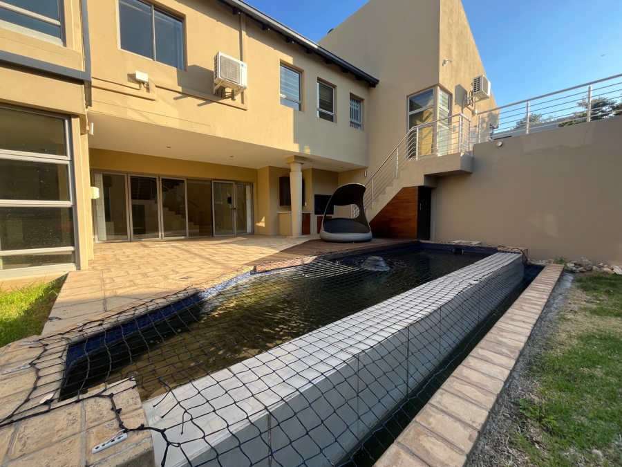 4 Bedroom Property for Sale in Illovo Gauteng