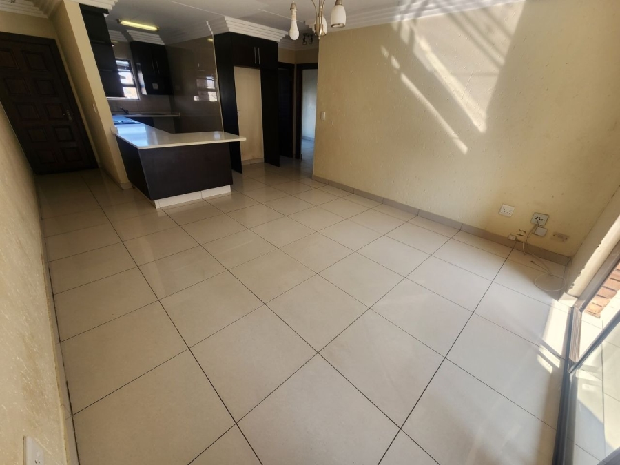 2 Bedroom Property for Sale in Ravenswood Gauteng