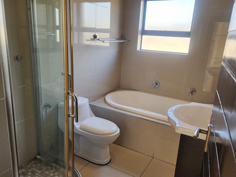 2 Bedroom Property for Sale in Ravenswood Gauteng