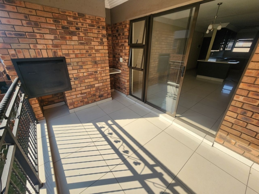 2 Bedroom Property for Sale in Ravenswood Gauteng
