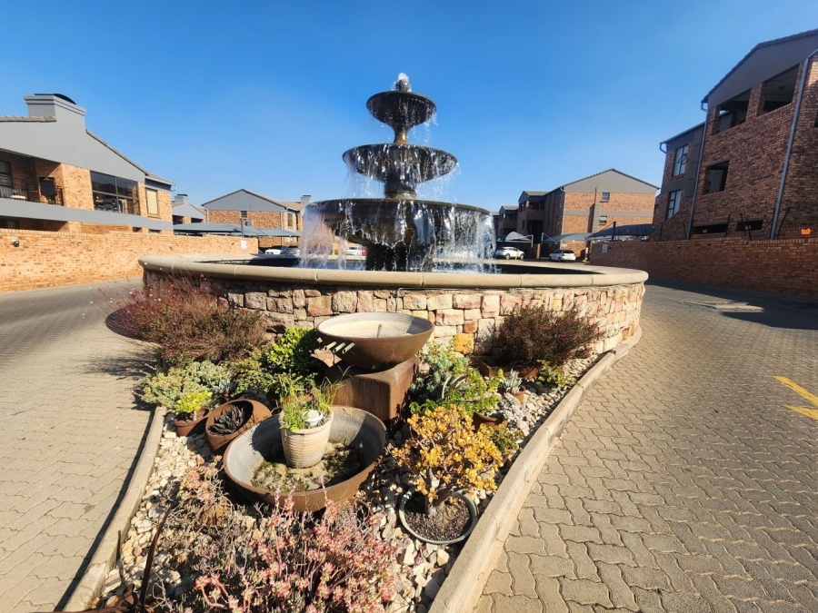 2 Bedroom Property for Sale in Ravenswood Gauteng