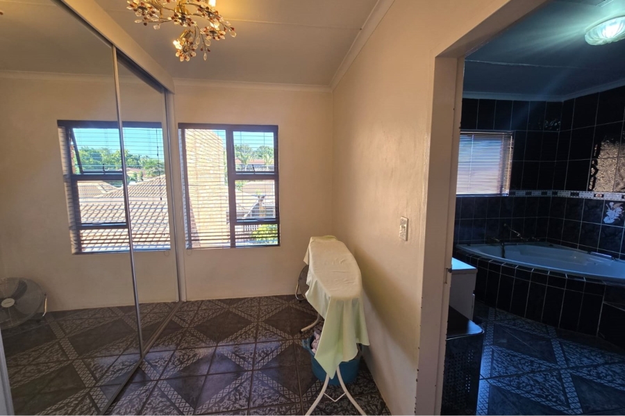 4 Bedroom Property for Sale in Montana Park Gauteng