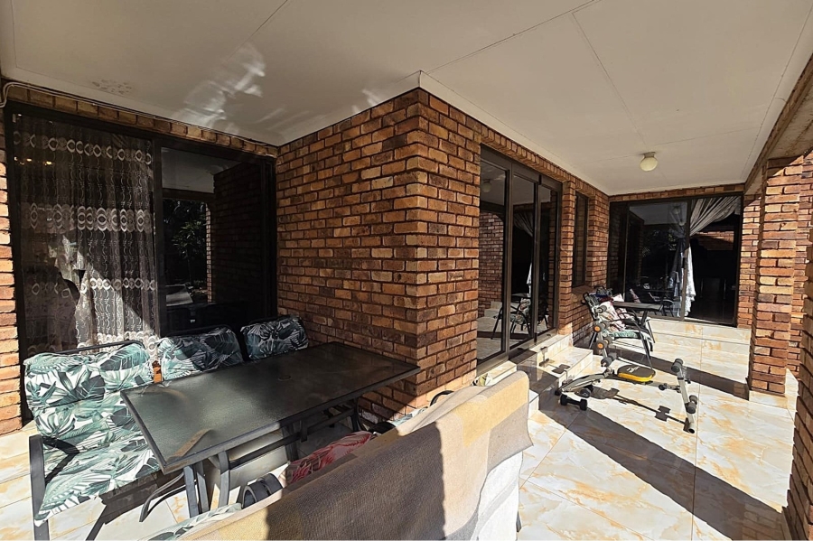 4 Bedroom Property for Sale in Montana Park Gauteng