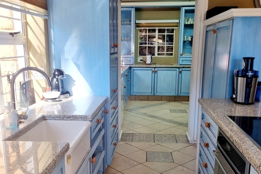 7 Bedroom Property for Sale in Linksfield Gauteng