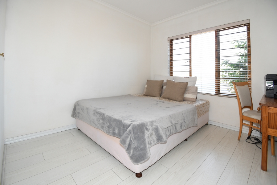 2 Bedroom Property for Sale in Sandringham Gauteng