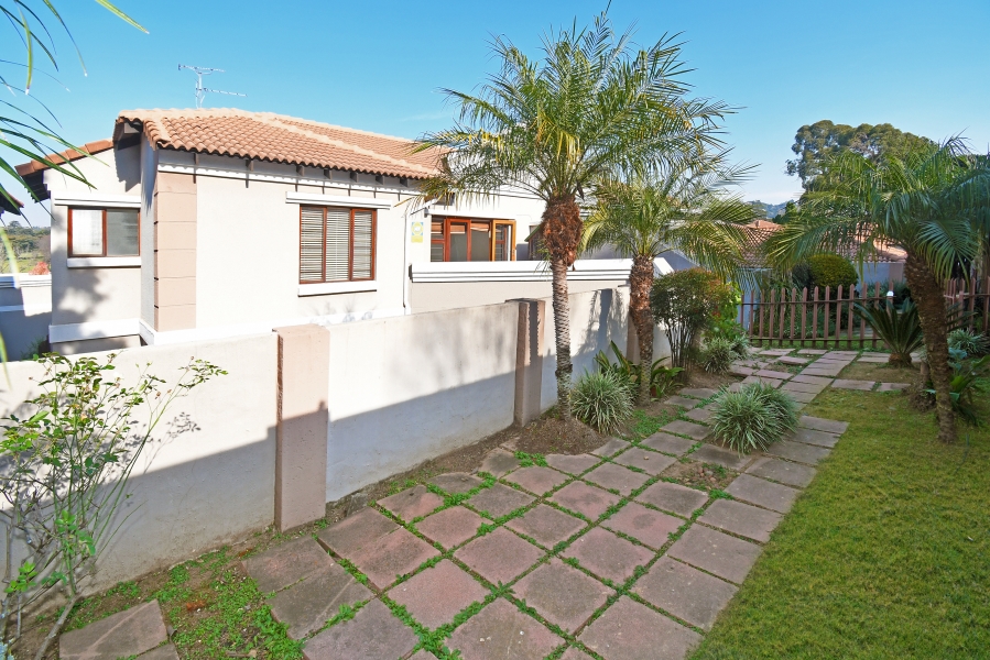 2 Bedroom Property for Sale in Sandringham Gauteng